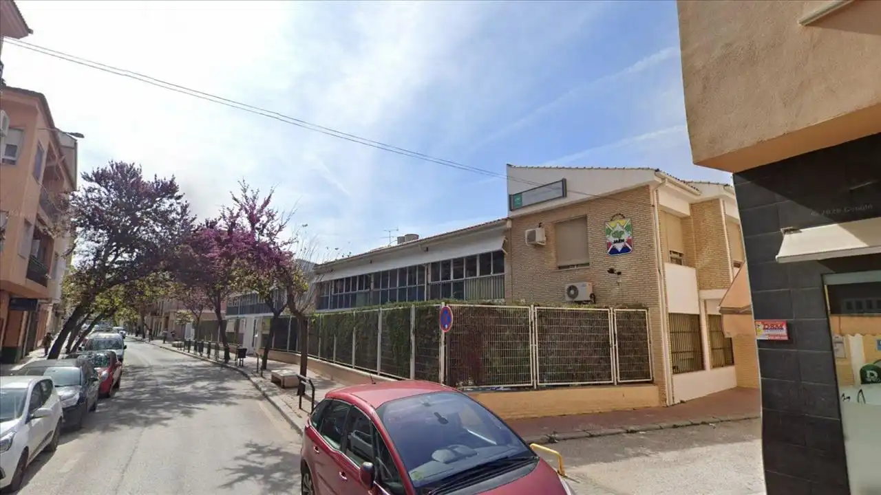 Vista exterior de Casa adosada en venta en La Paz - Las Américas