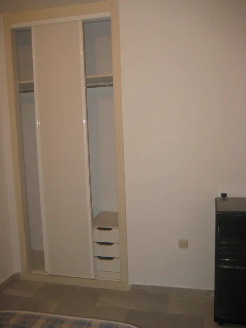 Habitación de Piso en venta en Melilla con Amueblado