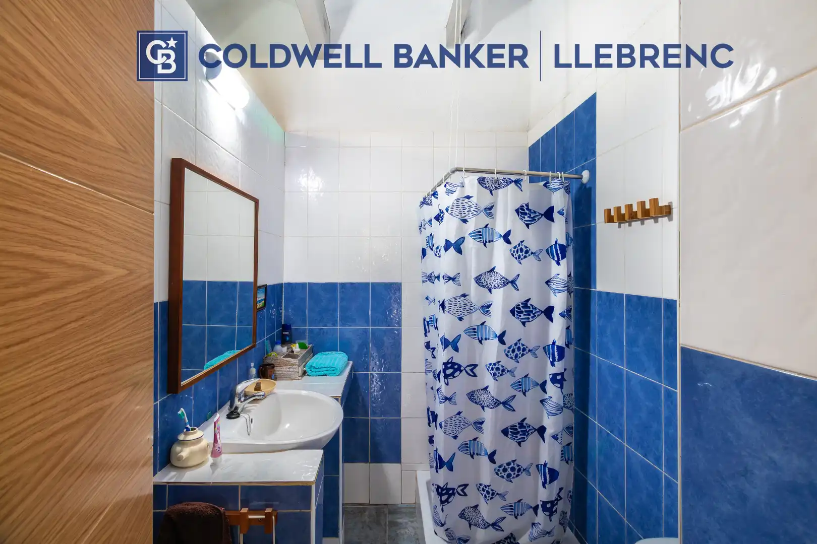Baño de Local en venta en Sant Cugat del Vallès con Calefacción y Internet