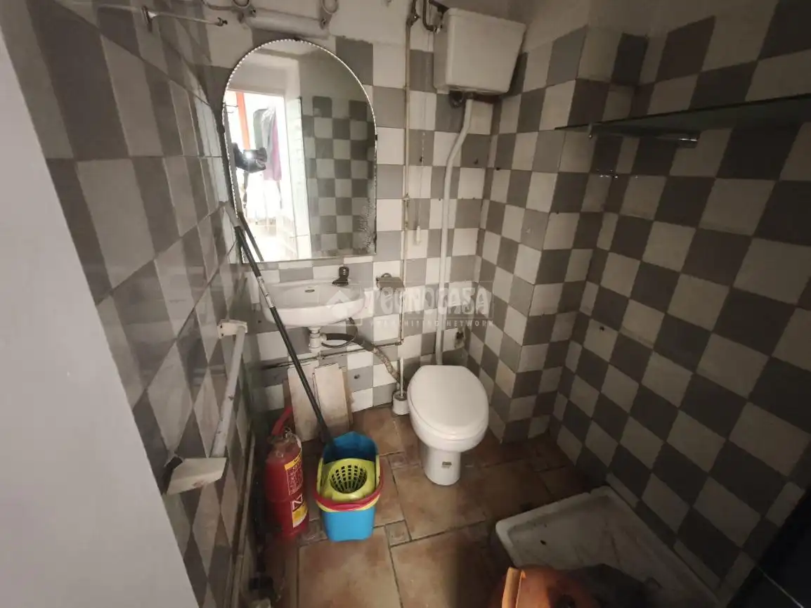 Badezimmer von Geschaftsraum zur Miete in Valencia