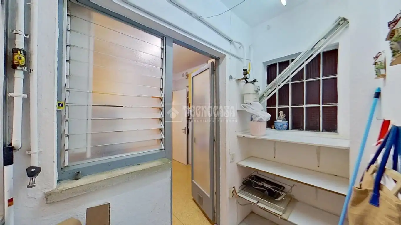 Piso en venta en Manresa con Balcón