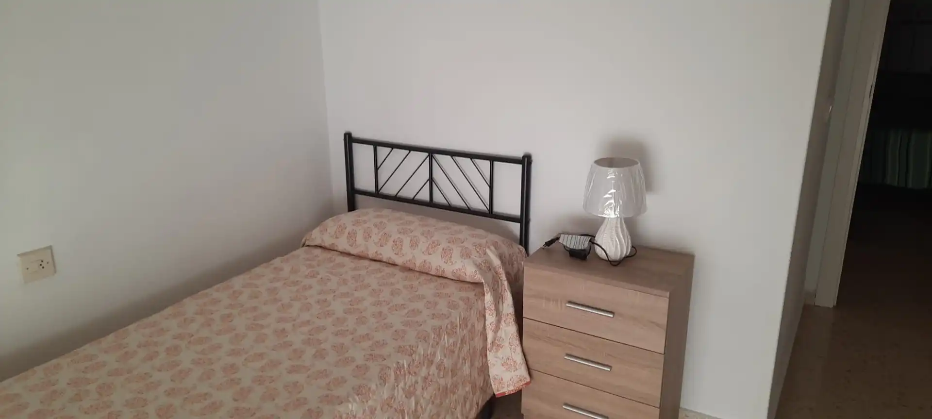 Schlafzimmer von Wohnung zum Verkauf in Fuengirola mit Klimaanlage, Möbliert und Waschmaschine