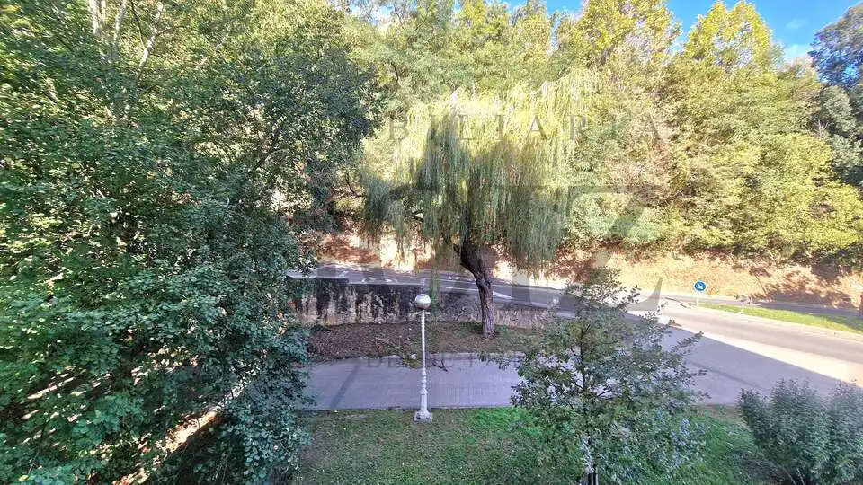 Jardín de Piso en venta en Donostia - San Sebastián  con Calefacción y Balcón