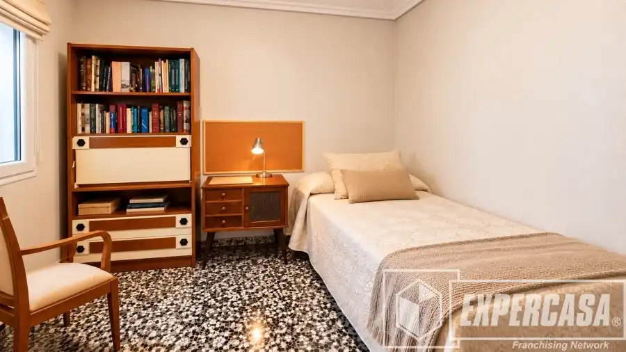 Flat with lift for sale in El Pla del Real, imagen 19