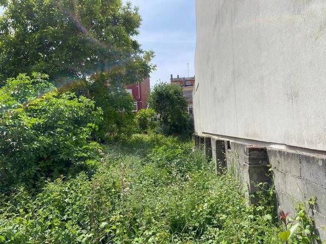 Terreno residencial en Venta en Calle del Pintor Pacios en Residencia - Abella