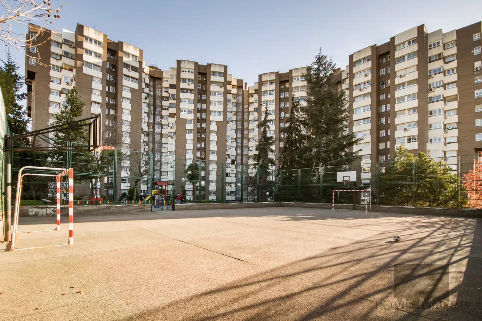 Exterior view of Flat for sale in Madrid  with Air Conditioner, Heating and Parquet flooring
