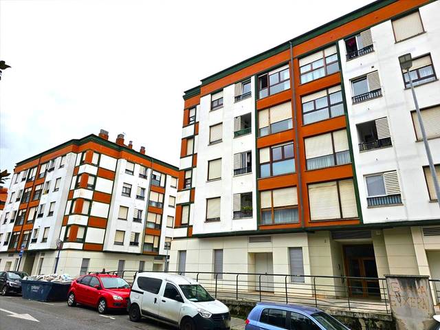 Garaje en Venta en Atxutegui  en Erandio