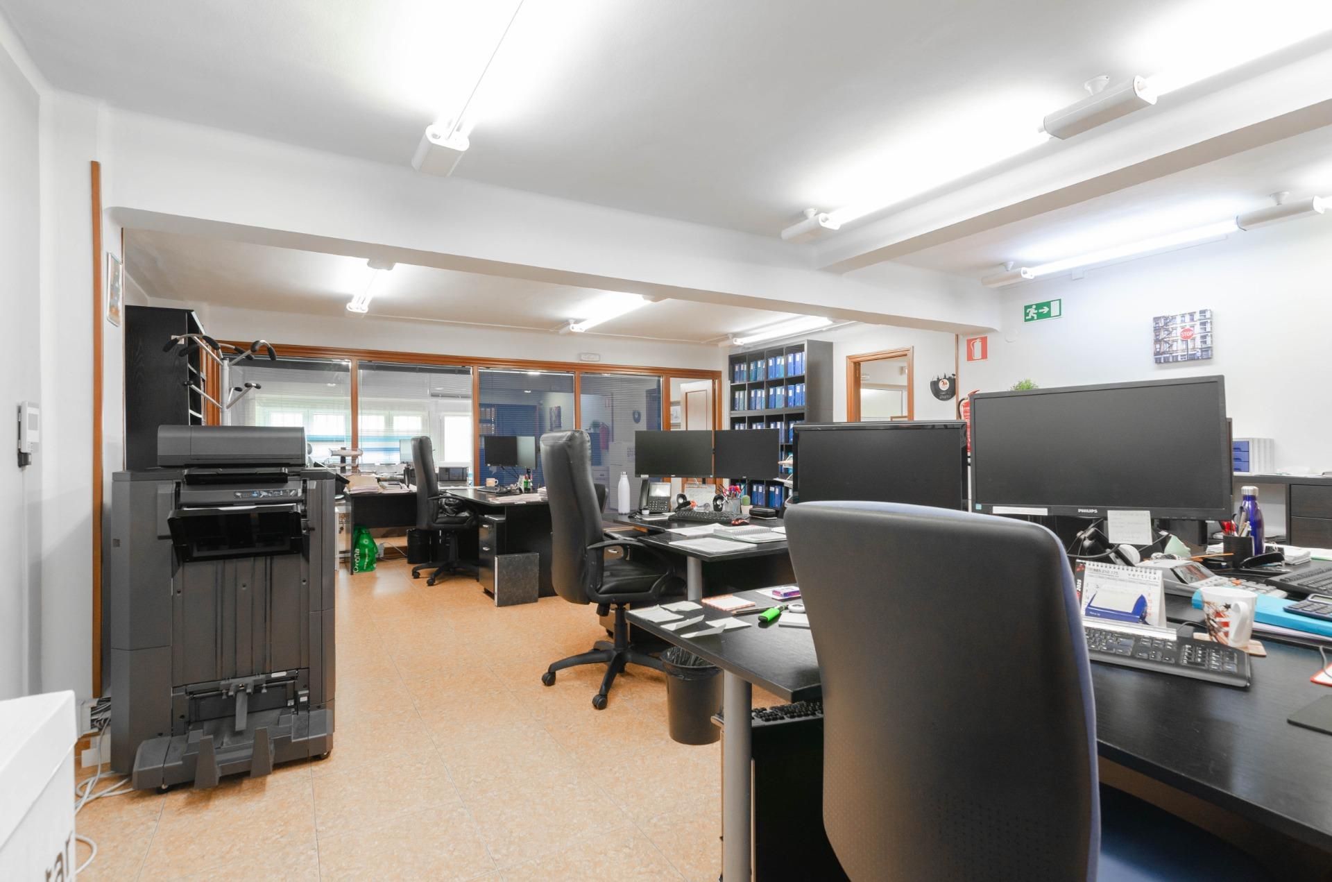 Premises for sale in Oviedo 