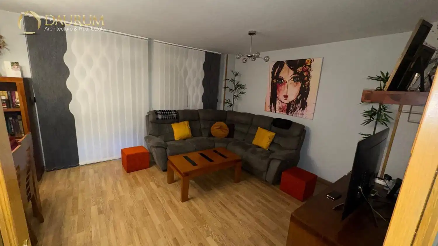 Wohnzimmer von Einfamilien-Reihenhaus zum Verkauf in Alcalá de Henares mit Klimaanlage, Heizung und Terrasse