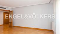 Apartment for sale in  Madrid Capital  with Air Conditioner, Heating and Parquet flooring