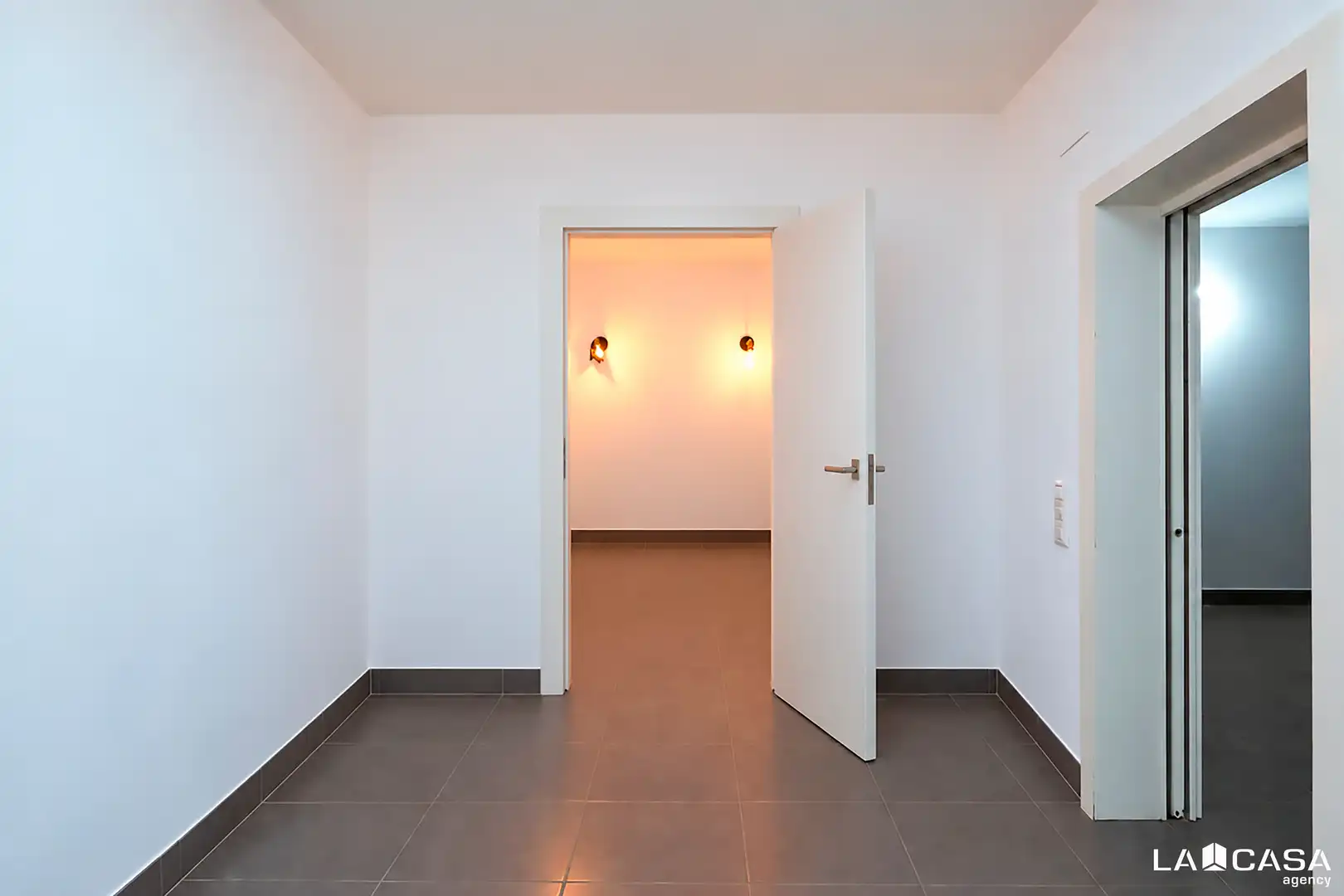 Ground floor with lift for sale in La Florida - Les Planes, imagen 5