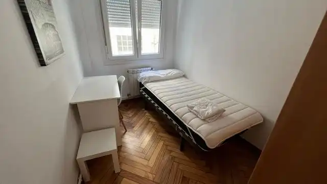 Piso con ascensor en alquiler en Avenida de Rosalía de Castro, imagen 10