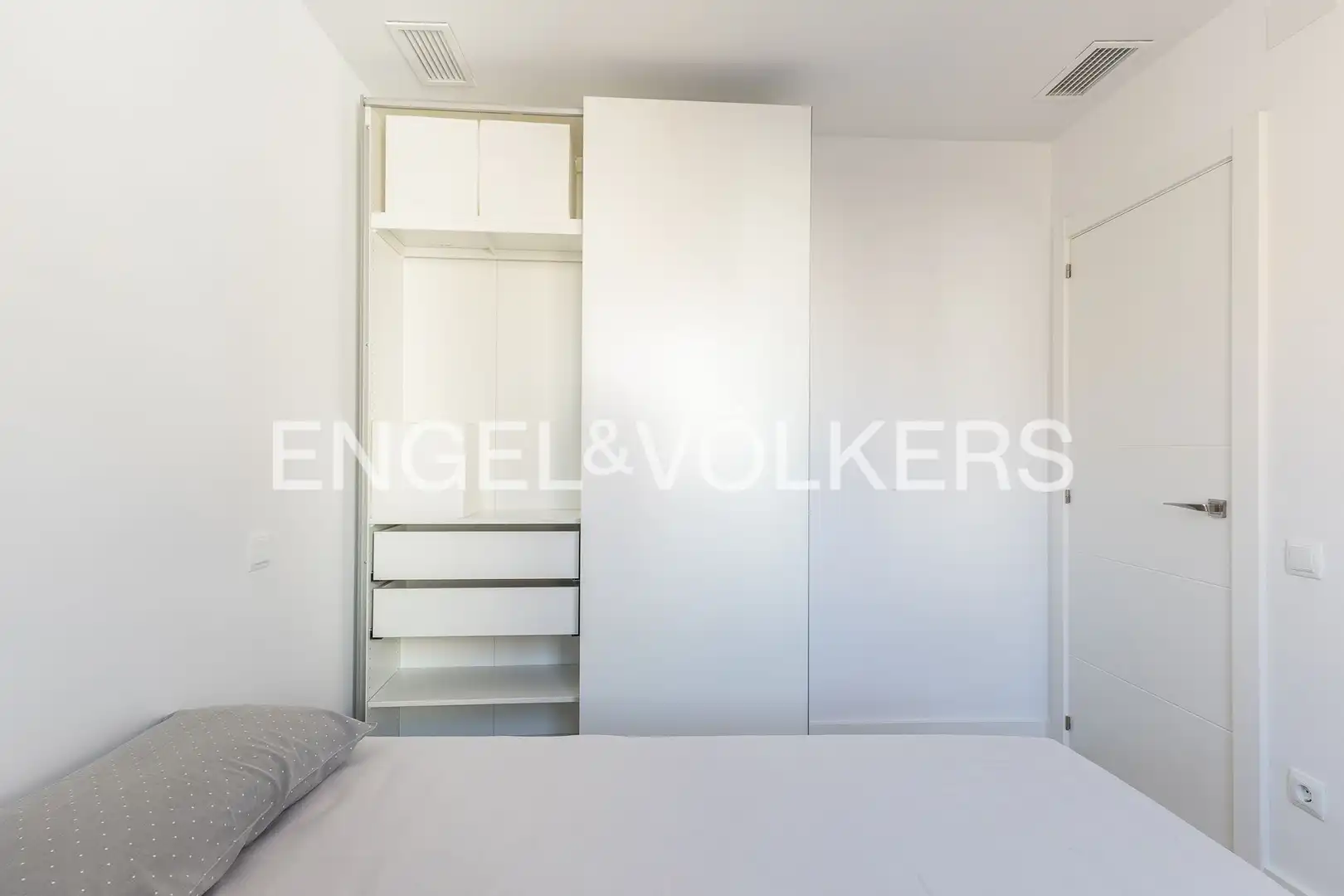 Habitación de Piso de alquiler en Barcelona con Aire acondicionado y Calefacción