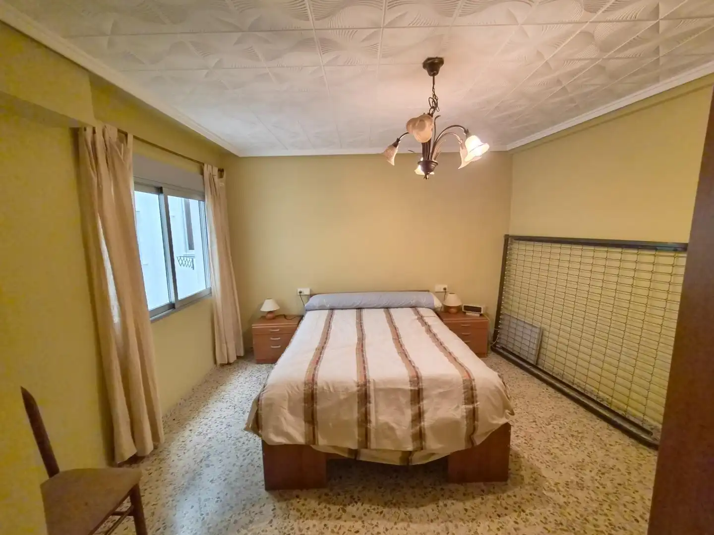 Schlafzimmer von Wohnung zur Miete in Moncada mit Möbliert und Balkon