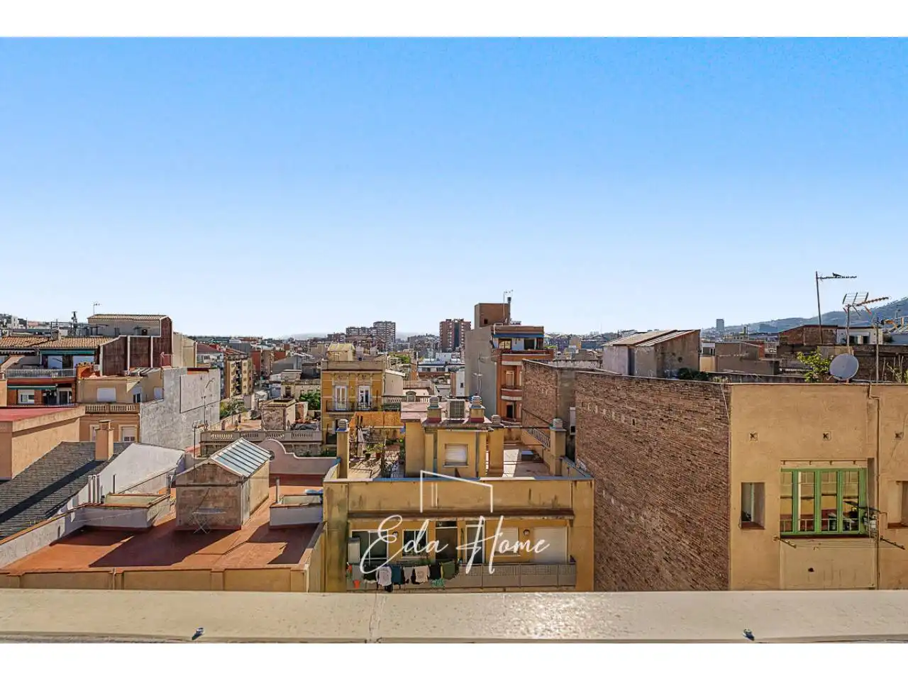Vista exterior de Apartamento en venta en Barcelona