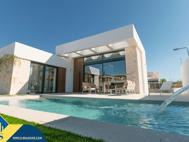 Villa con piscina in vendita a Rojales