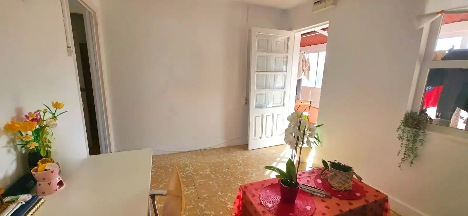 Comedor de Piso en venta en Narón con Calefacción, Terraza y Amueblado