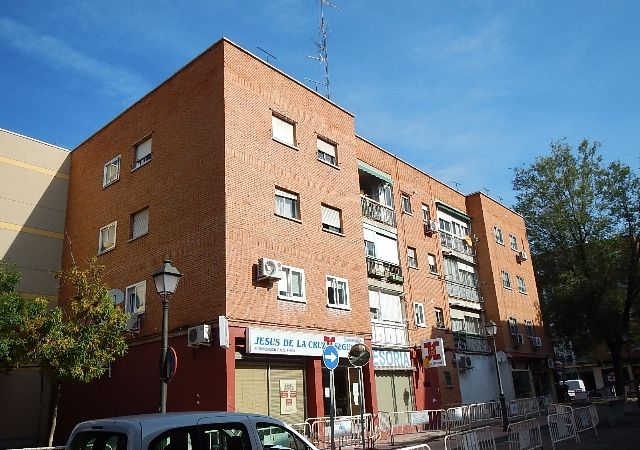 Vista exterior de Pis en venda en Móstoles
