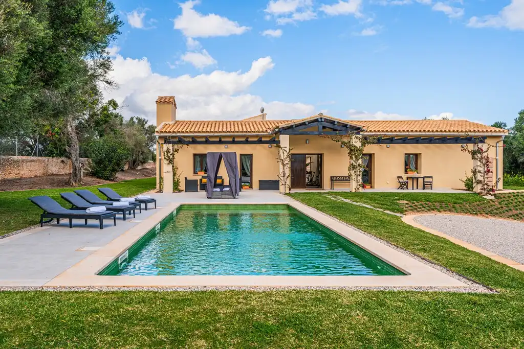 Schwimmbecken von Country house zum Verkauf in Marratxí mit Klimaanlage, Heizung und Privatgarten