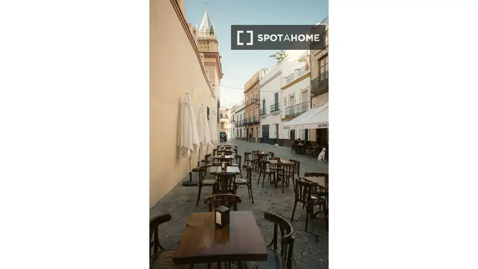 Habitació a Sevilla, Sevilla