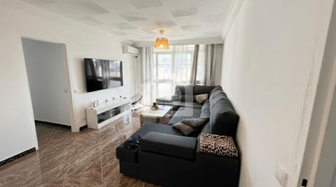 Foto 2 de Piso en venta en Calle Guadalbullón, Palma - Palmilla, Málaga