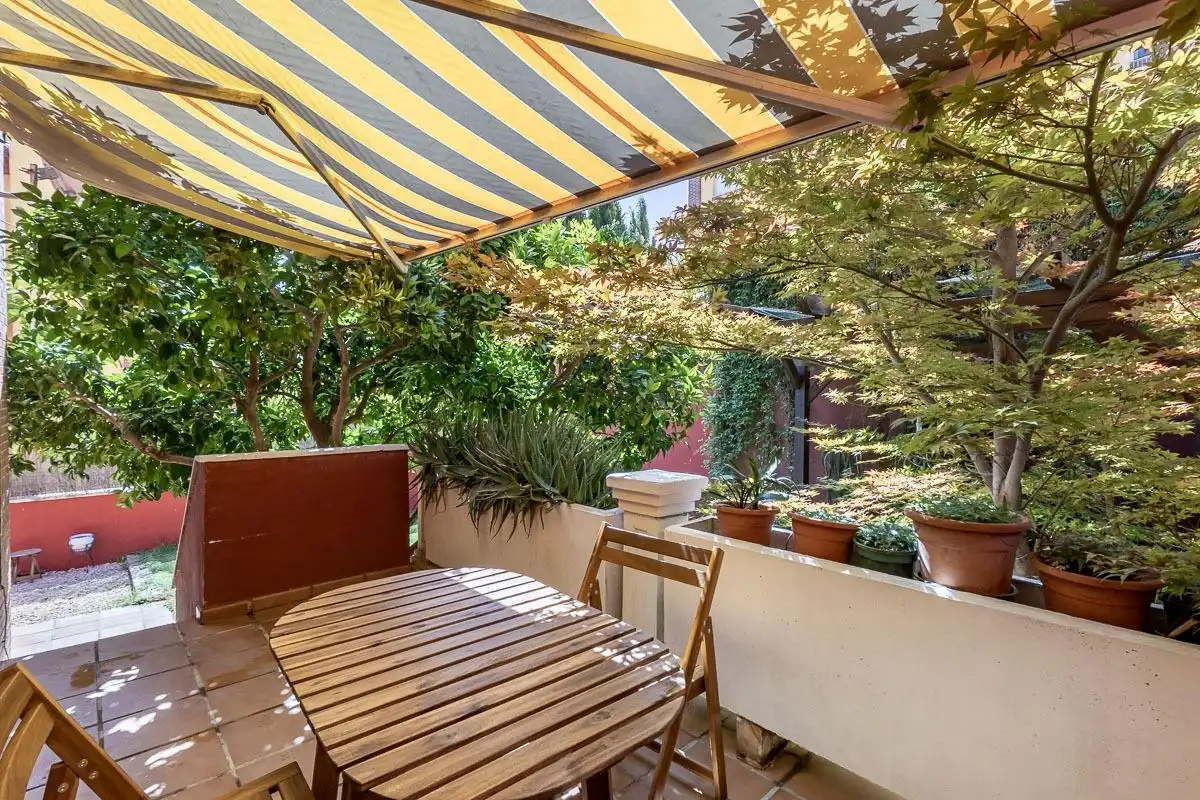 Terrassa de Casa adosada en venda en Alhendín amb Aire condicionat, Calefacció i Jardí privat