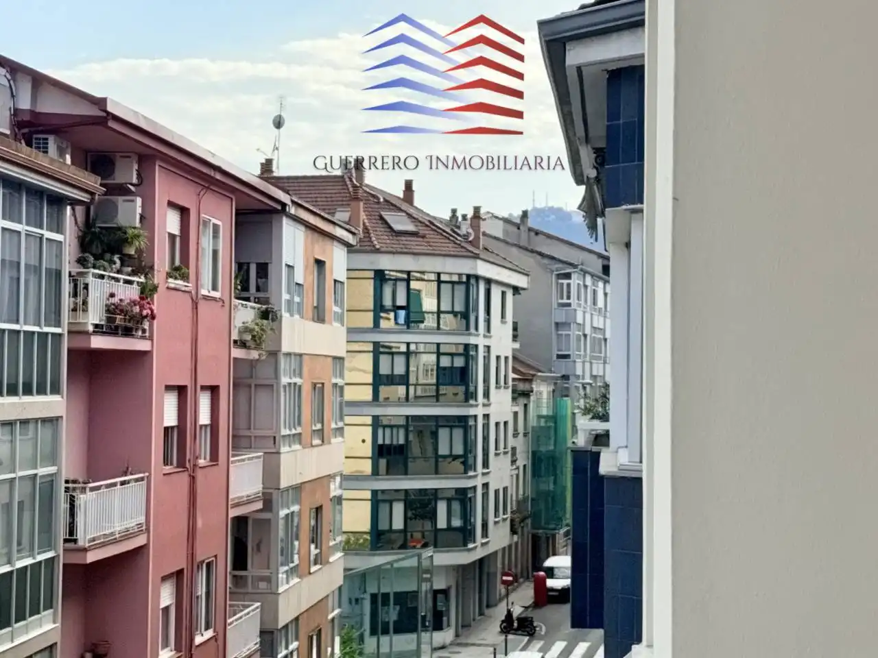 Außenansicht von Wohnung zur Miete in Ourense Capital  mit Heizung, Parkett und Möbliert
