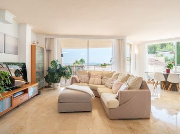 Appartement compact avec piscine à vendre à Cas Català - Illetes