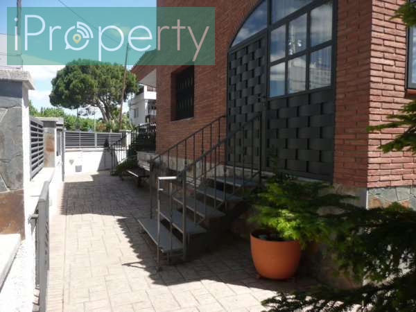 Exterior view of House or chalet for sale in Calafell  with Air Conditioner, Heating and Private garden