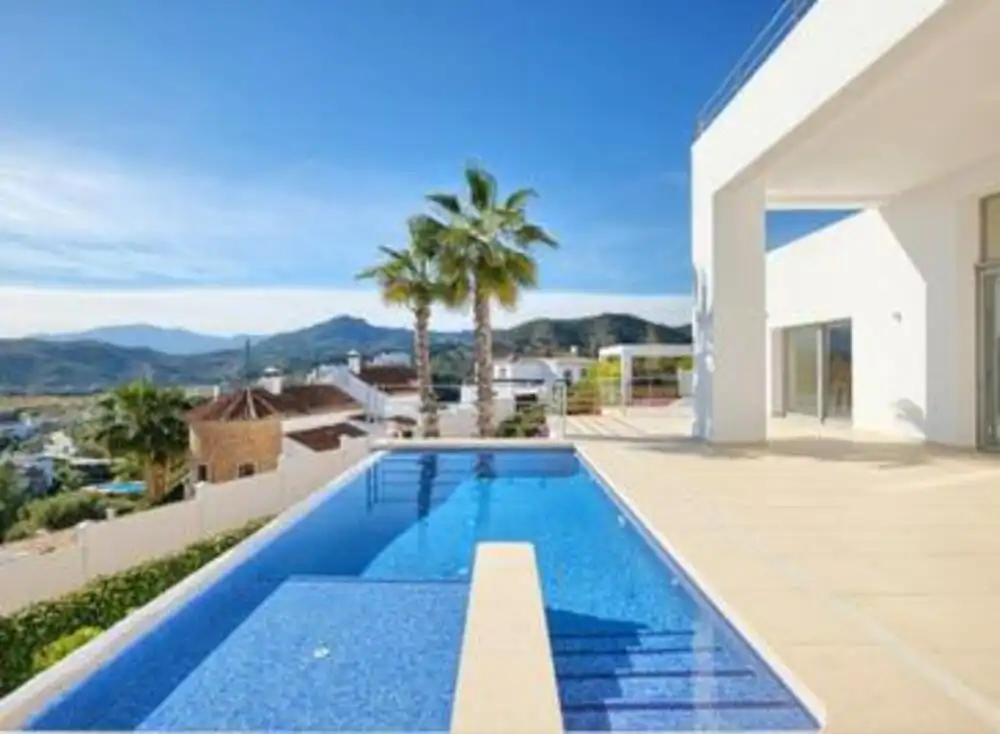 Casa amb piscina en venda a Los Arqueros  - Puerto del Almendro
