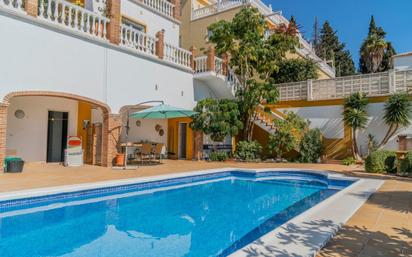 Exterior view of House or chalet for sale in Vélez-Málaga  with Air Conditioner, Heating and Private garden