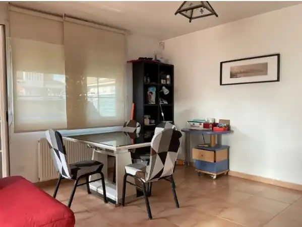 Esszimmer von Einfamilien-Reihenhaus zum Verkauf in Los Santos de la Humosa mit Heizung, Privatgarten und Balkon