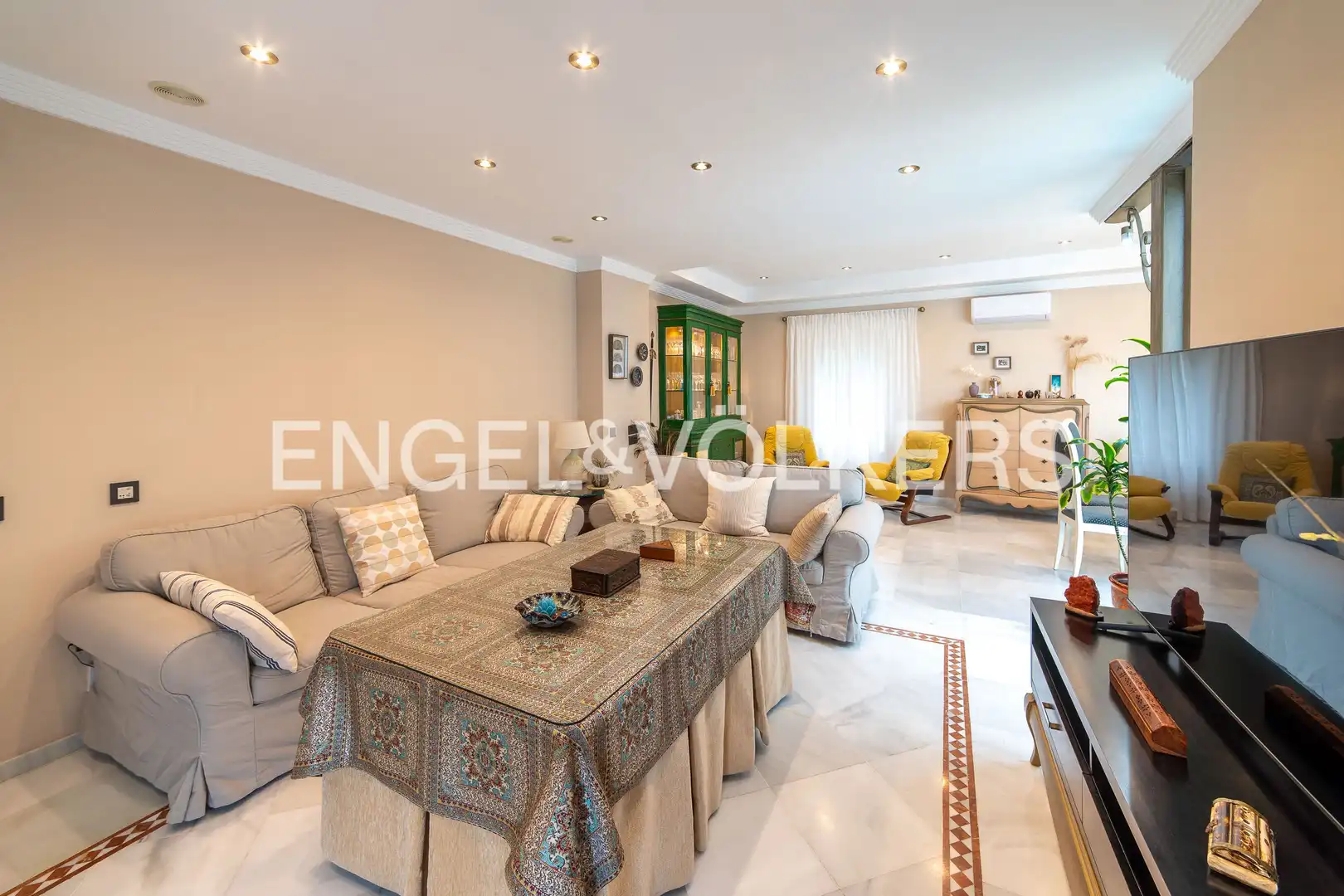 Living room of Country homes for sale in San Fernando  with Heating, Private garden and Swimming Pool