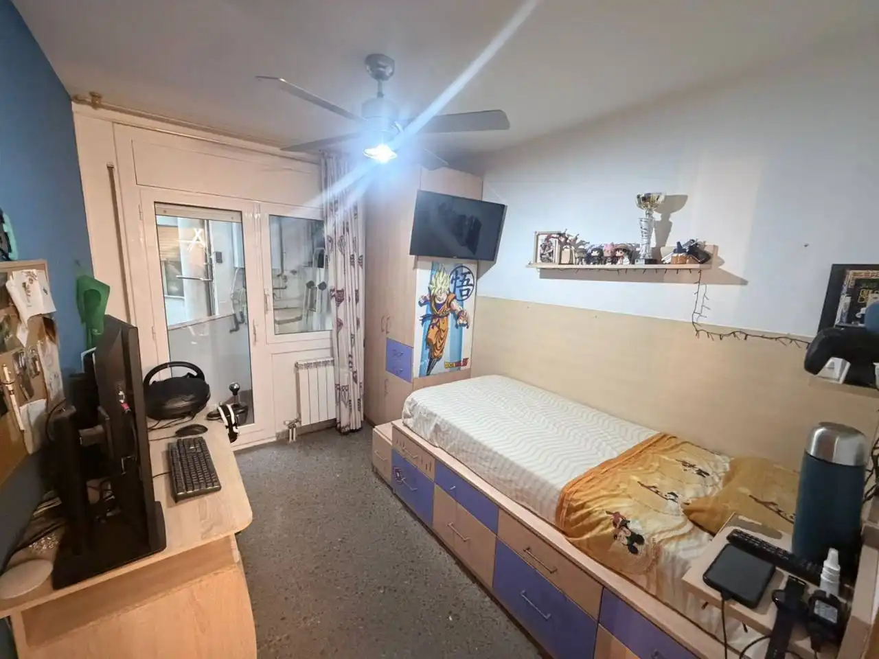 Habitación de Piso en venta en Terrassa con Aire acondicionado, Calefacción y Terraza