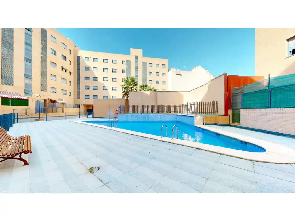 Piscina de Pis en venda en Picassent