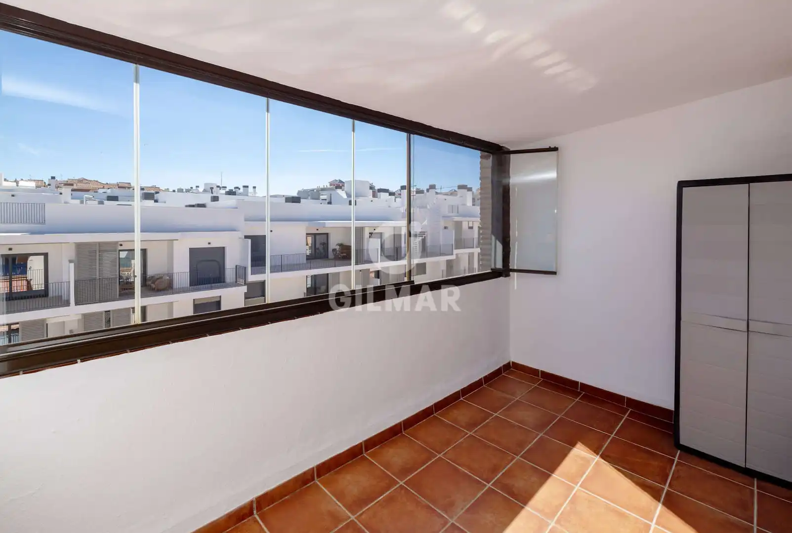 Dormitori de Dúplex en venda en Estepona amb Calefacció, Traster i Piscina