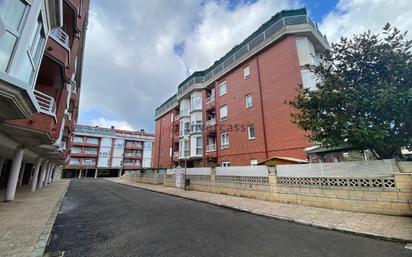 Exterior view of Flat for sale in Castro-Urdiales