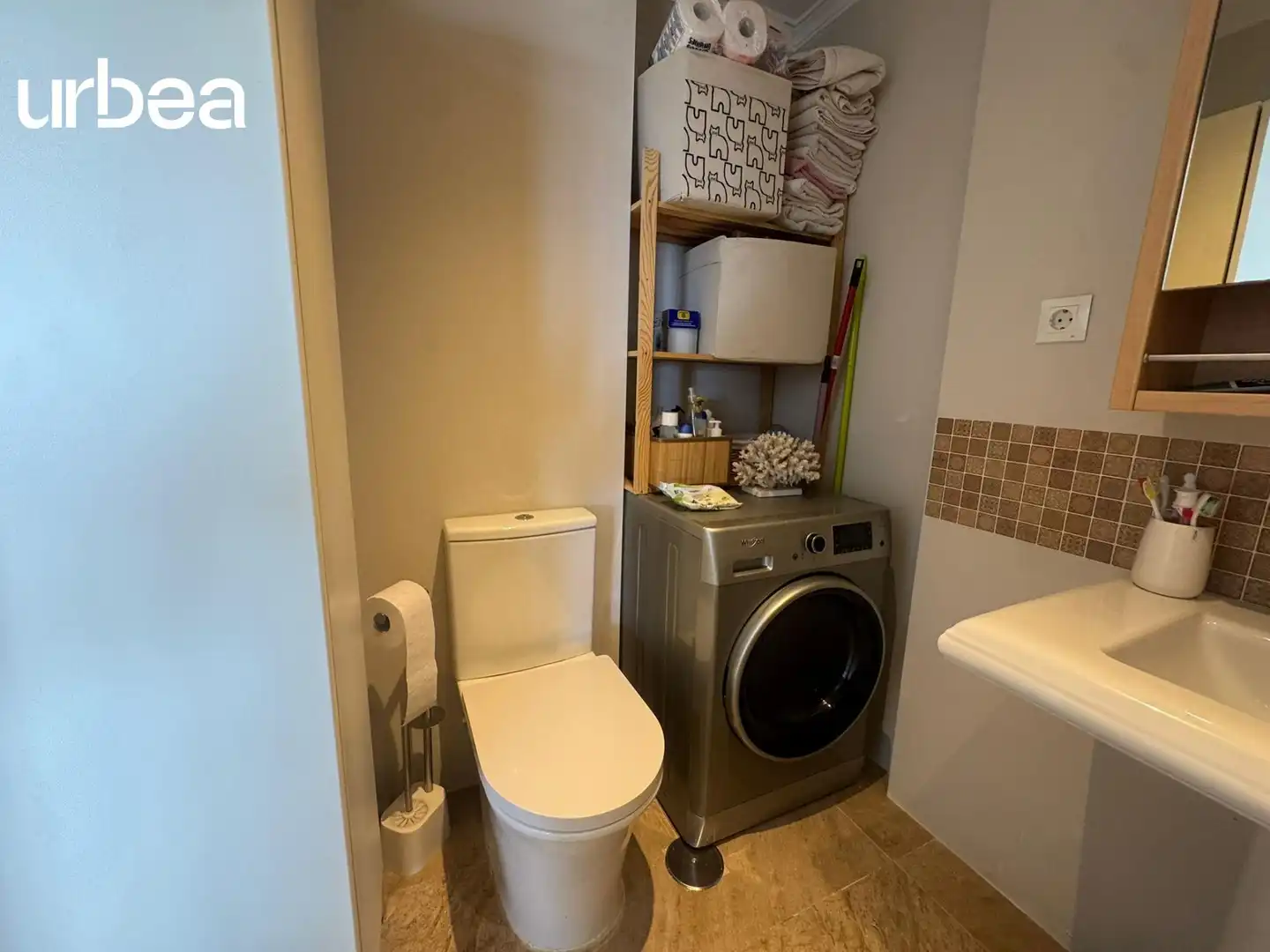 Badezimmer von Wohnungen zur Miete in Málaga mit Gemeinschaftspool