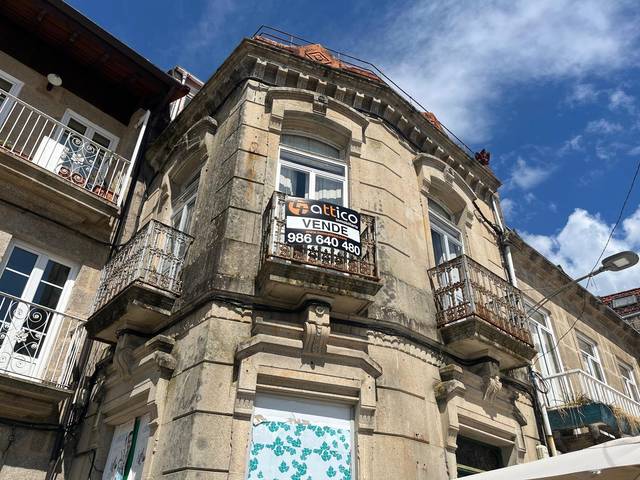 Edificio en Venta en Praza Maior en Ponteareas