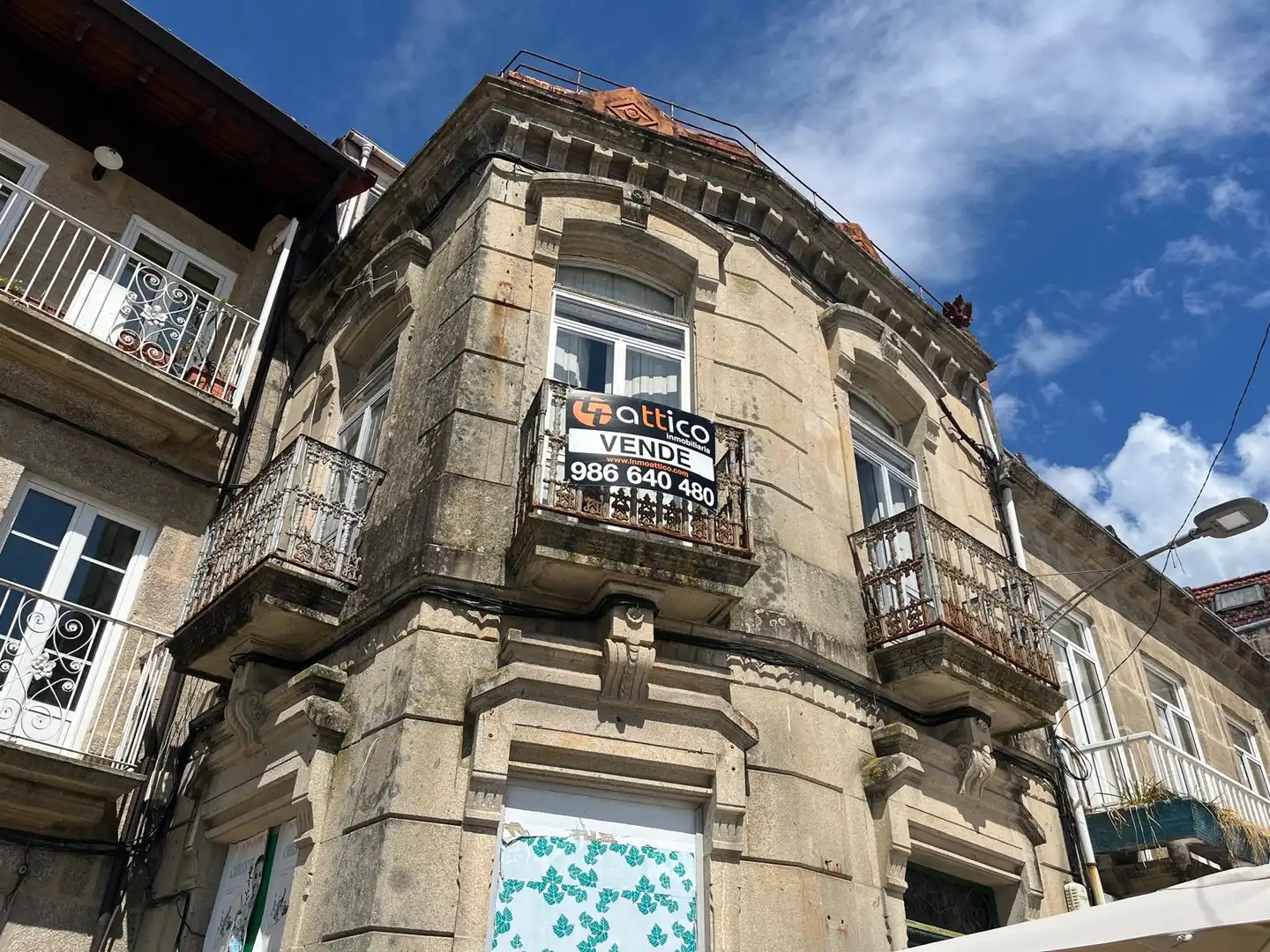 Vista exterior de Edificio en venta en Ponteareas