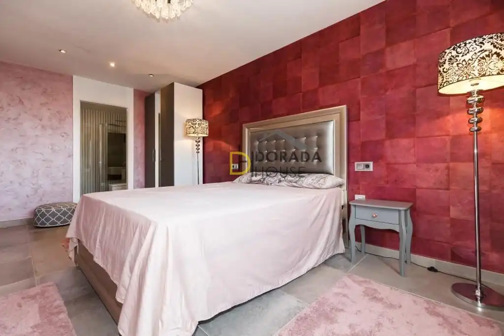 Bedroom of Houses for sale in Cambrils  with Air Conditioner, Private garden and Terrace