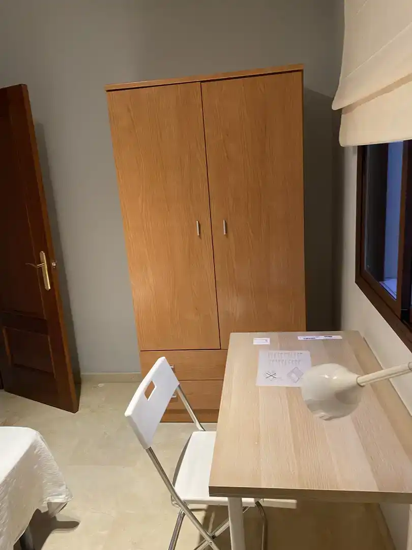 Schlafzimmer von Wohnung zur Miete in Centro