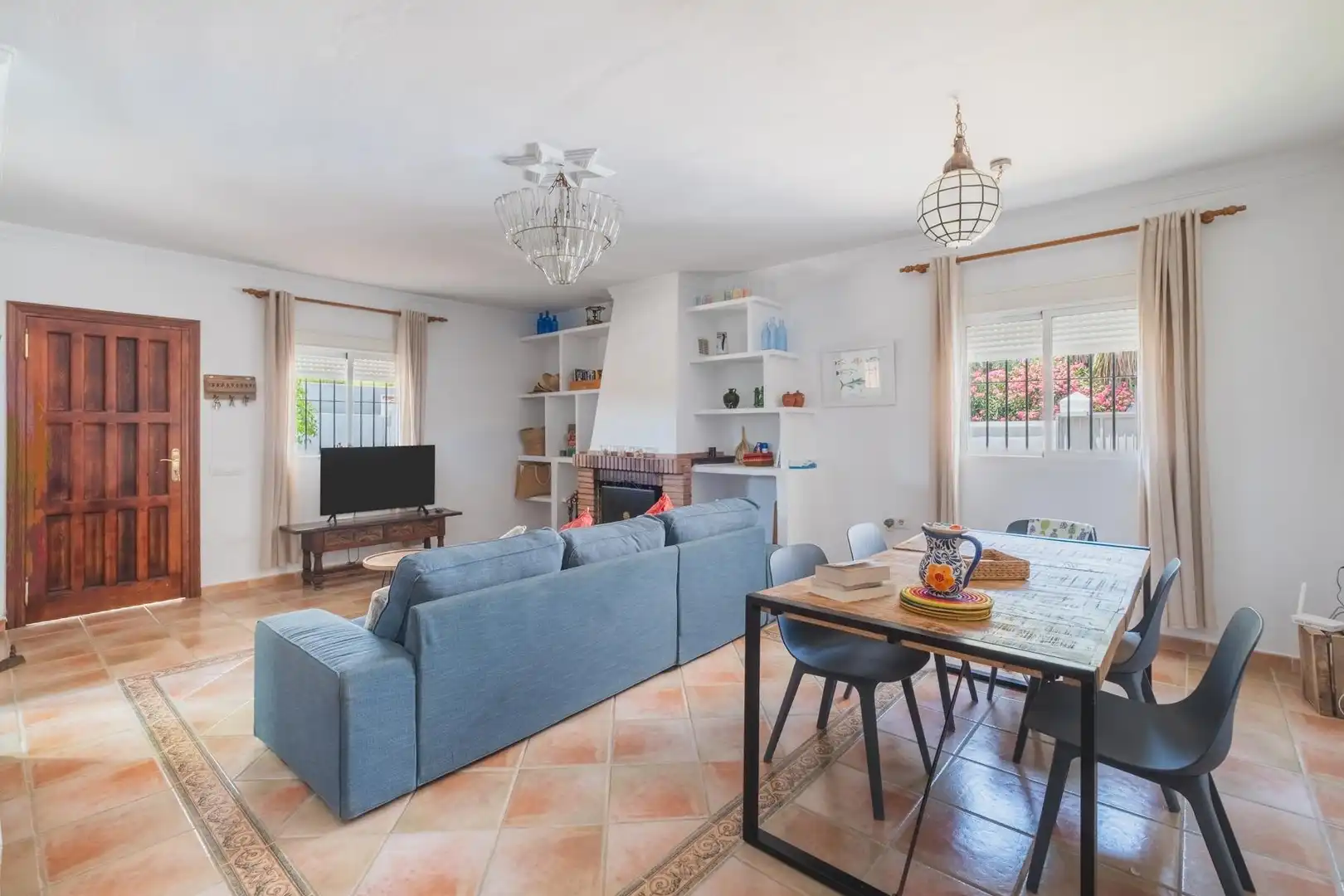 Living room of Country homes for sale in Barbate  with Private garden, Terrace and Storage room