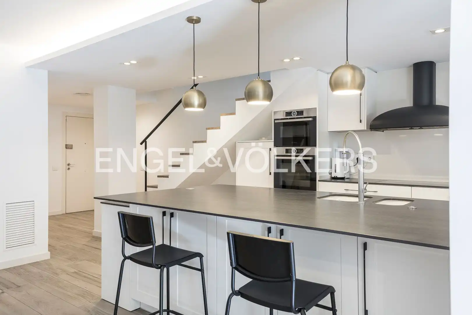 Kitchen of Duplexes for rent in Barcelona  with Air Conditioner, Heating and Parquet flooring