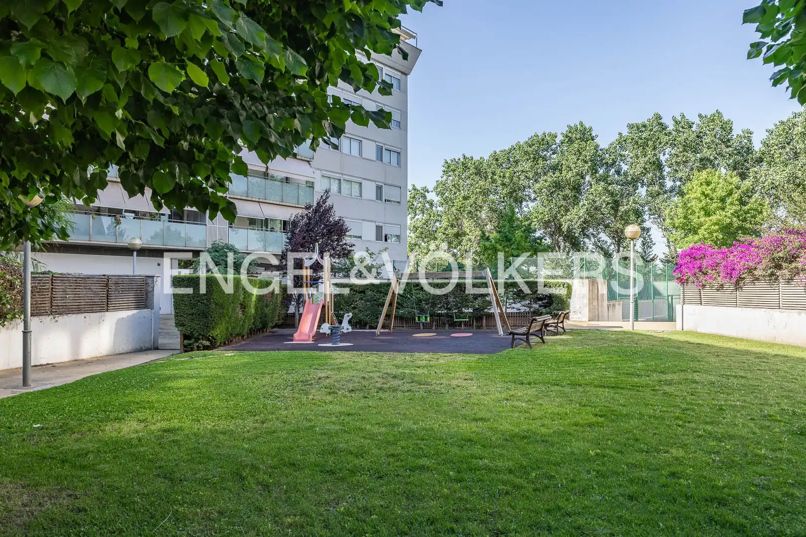 Terraza de Ático en venta en Sant Joan Despí con Aire acondicionado, Calefacción y Parquet