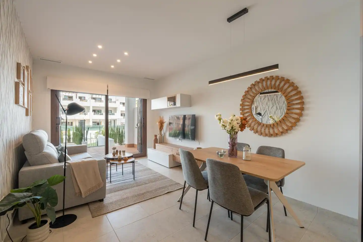 Bungalow with pool for sale in Desconocido, imagen 5