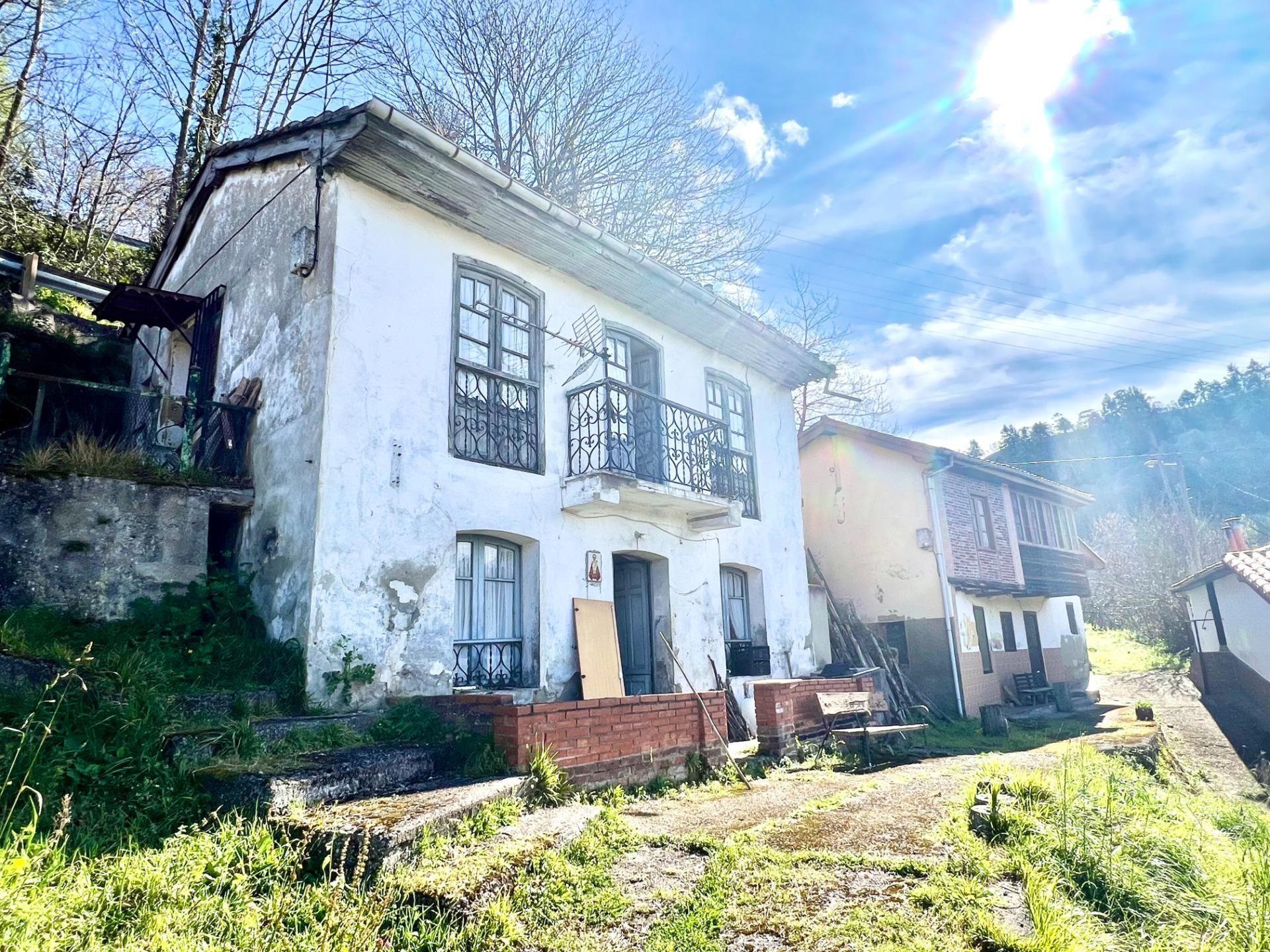 Vista exterior de Casa o xalet en venda en Mieres (Asturias)