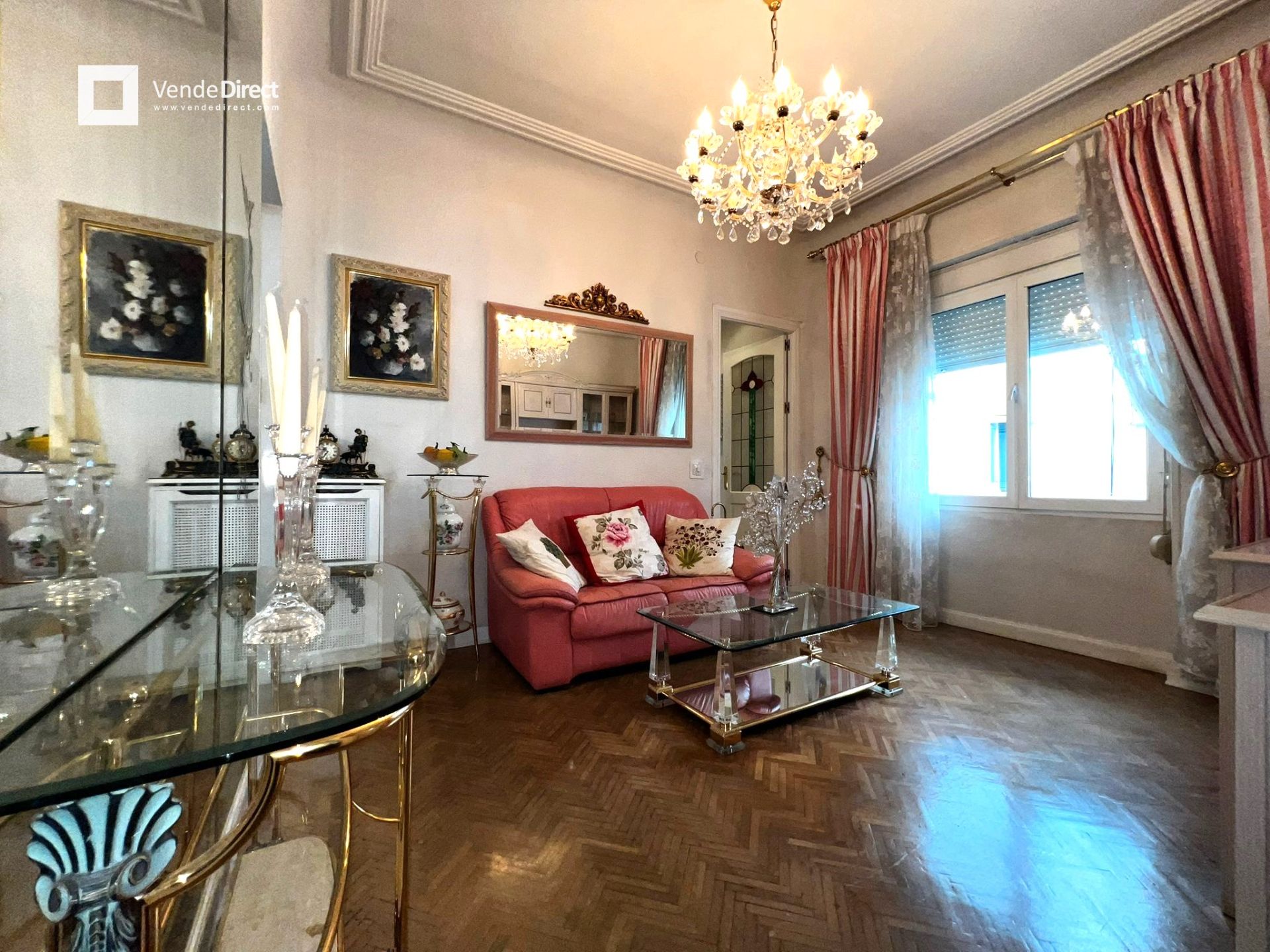 Sala de estar de Piso de alquiler en  Madrid Capital con Aire acondicionado, Calefacción y Parquet