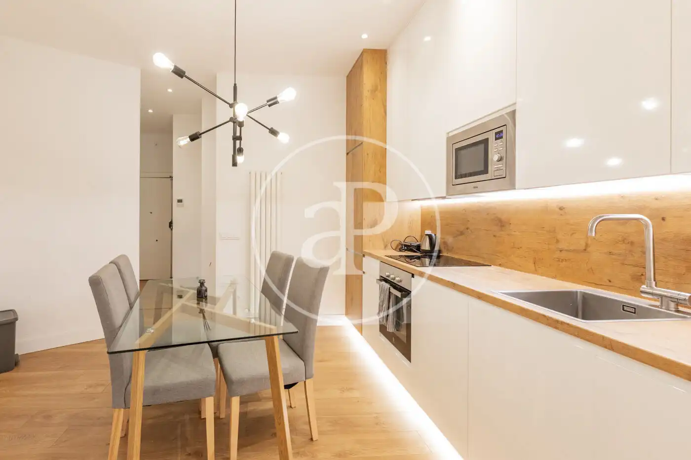 Kitchen of Flat for rent in Madrid  with Air Conditioner, Heating and Furnished