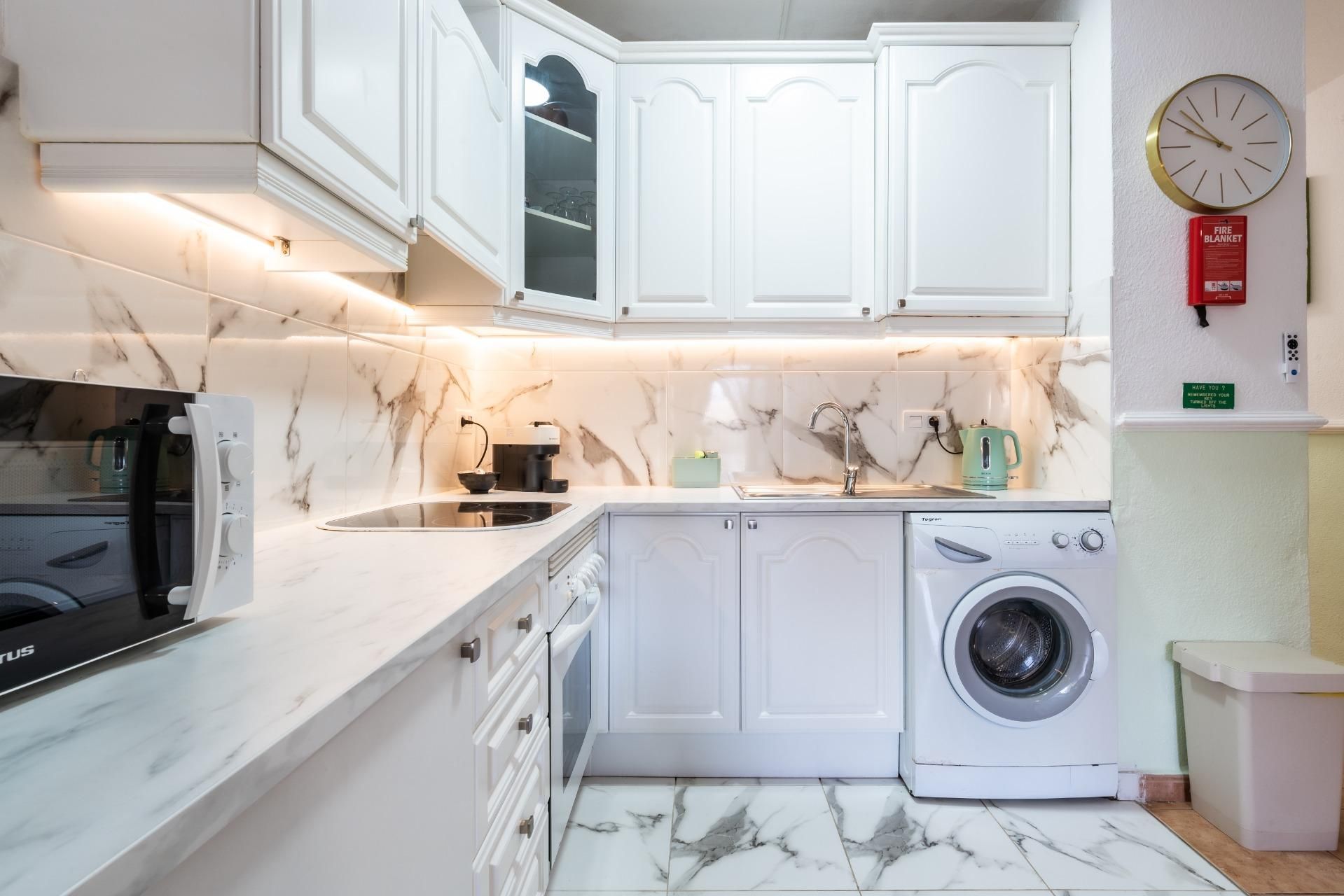 Kitchen of Apartment for sale in Adeje  with Air Conditioner, Private garden and Terrace